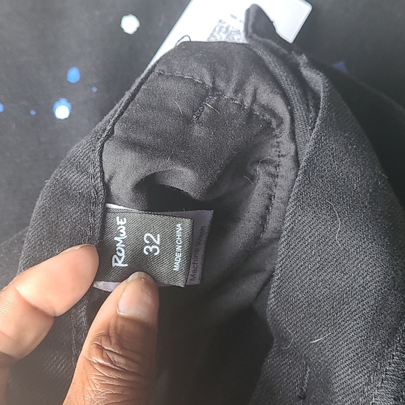 Black denim with blue and white paint splatters - Picture 3 of 3